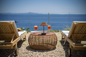Sea-View 3-Bedroom Villa in Ivan Dolac for 6