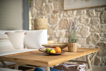 Sea-View 3-Bedroom Villa in Ivan Dolac for 6