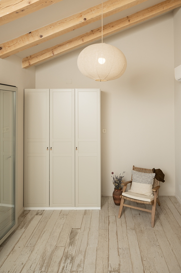 Sea-View 3-Bedroom Villa in Ivan Dolac for 6