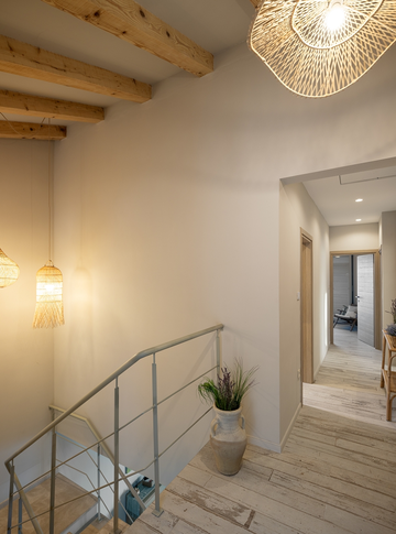 Sea-View 3-Bedroom Villa in Ivan Dolac for 6