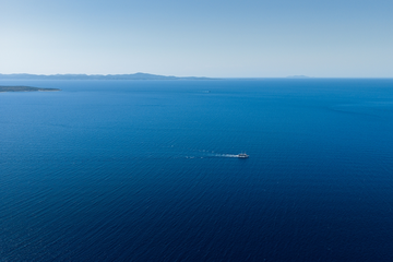 Sea-View 3-Bedroom Villa in Ivan Dolac for 6