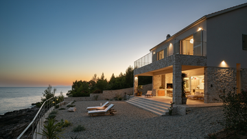 Sea-View 3-Bedroom Villa in Ivan Dolac for 6