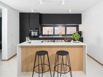 4-Bedroom Villa with Private Pool in Zavala, Croatia