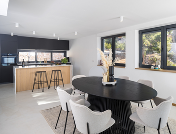 4-Bedroom Villa with Private Pool in Zavala, Croatia