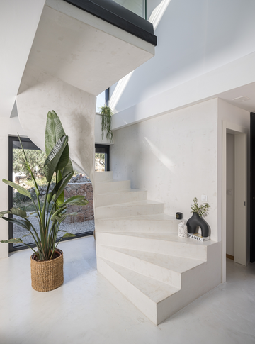 4-Bedroom Villa with Private Pool in Zavala, Croatia