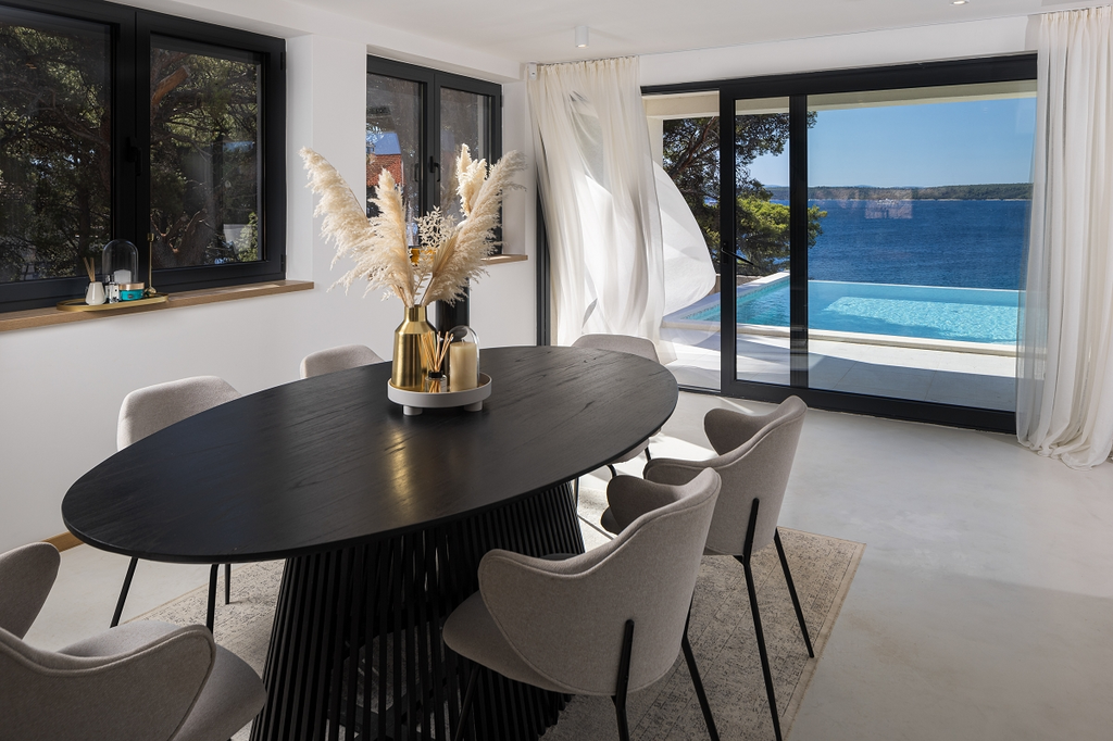 4-Bedroom Villa with Private Pool in Zavala, Croatia