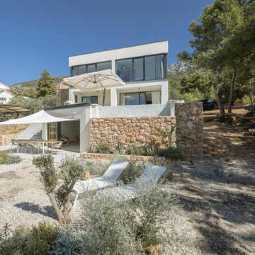 4-Bedroom Villa with Private Pool in Zavala, Croatia