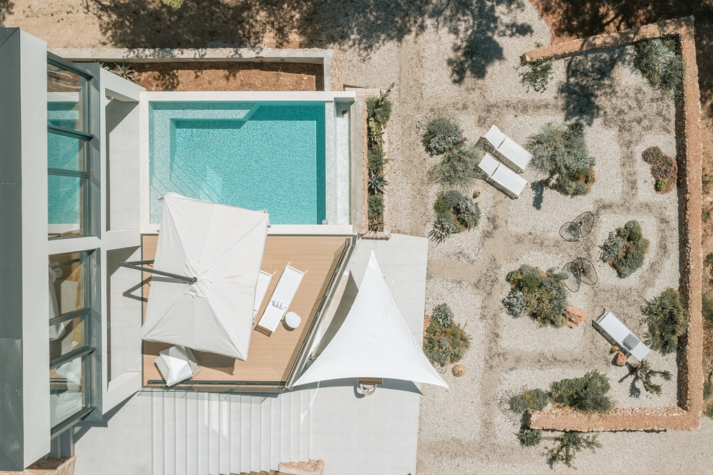 4-Bedroom Villa with Private Pool in Zavala, Croatia