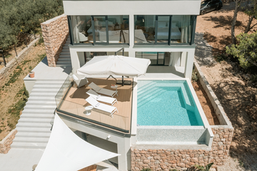 4-Bedroom Villa with Private Pool in Zavala, Croatia