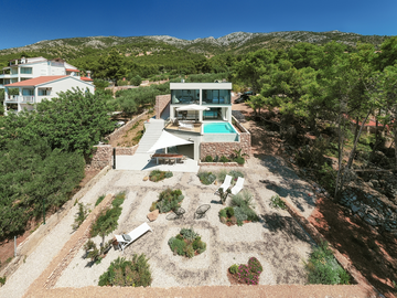 4-Bedroom Villa with Private Pool in Zavala, Croatia