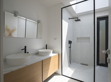 4-Bedroom Villa with Private Pool in Zavala, Croatia