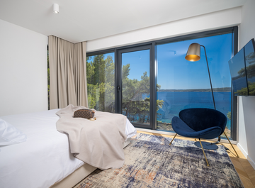 4-Bedroom Villa with Private Pool in Zavala, Croatia