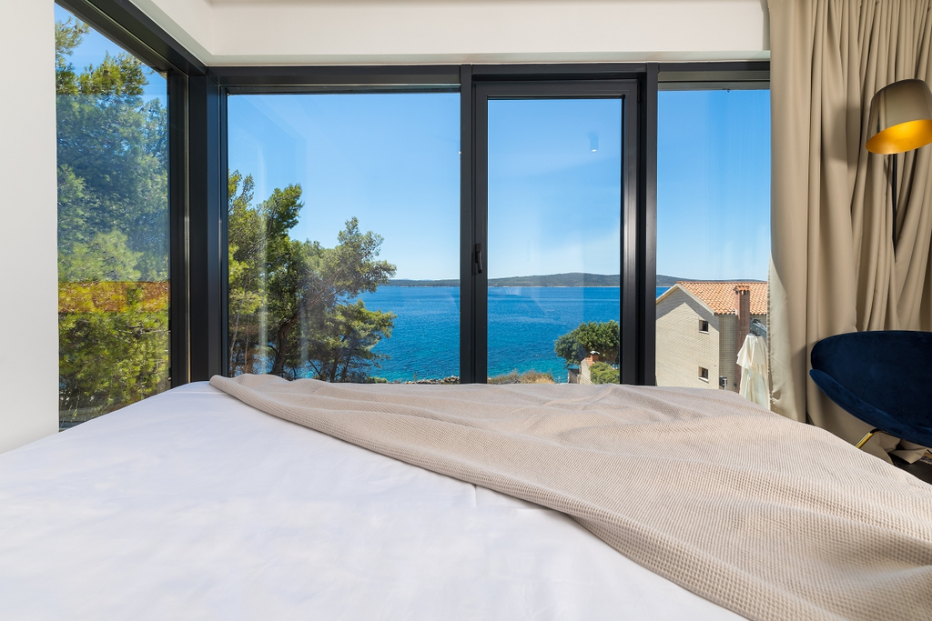 4-Bedroom Villa with Private Pool in Zavala, Croatia
