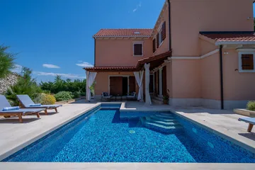 3-Bedroom Villa in Vrbanj for up to 8 Guests