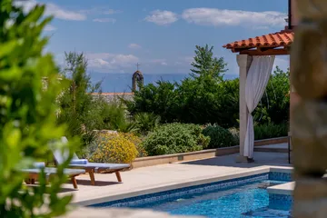 3-Bedroom Villa in Vrbanj for up to 8 Guests