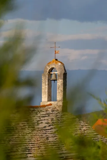 3-Bedroom Villa in Vrbanj for up to 8 Guests