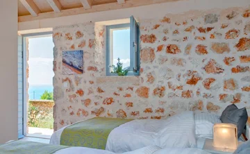 Villa in Hvar for 6 Guests with Sea View