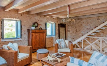 Villa in Hvar for 6 Guests with Sea View