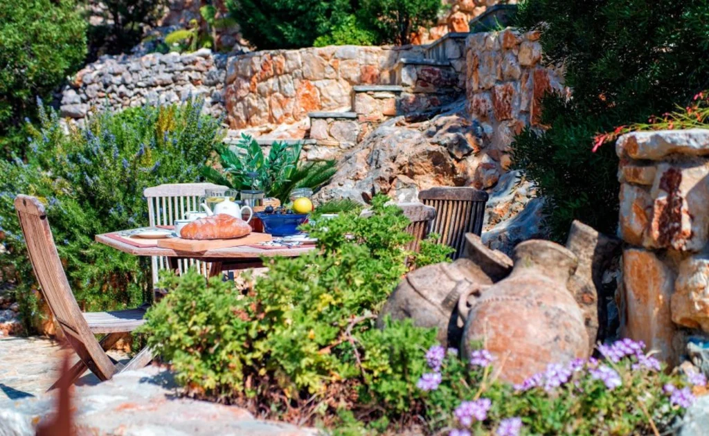 Villa in Hvar for 6 Guests with Sea View