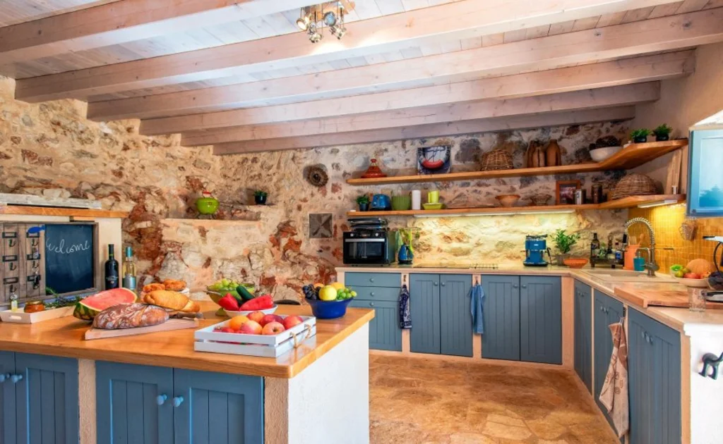 Villa in Hvar for 6 Guests with Sea View
