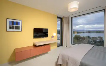 Jelsa Villa for 12 Guests with Pool & Hot Tubs