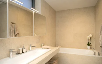 Jelsa Villa for 12 Guests with Pool & Hot Tubs