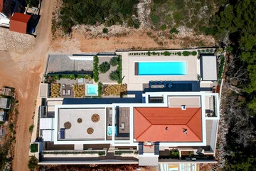 Jelsa Villa for 12 Guests with Pool & Hot Tubs