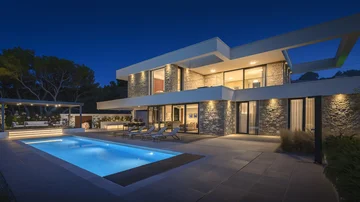 Jelsa Villa for 12 Guests with Pool & Hot Tubs