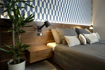 Jelsa Villa for 12 Guests with Pool & Hot Tubs