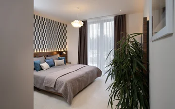 Jelsa Villa for 12 Guests with Pool & Hot Tubs