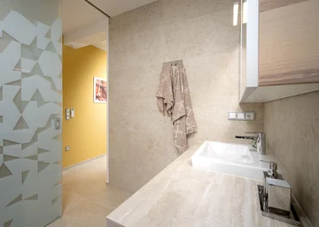 Jelsa Villa for 12 Guests with Pool & Hot Tubs