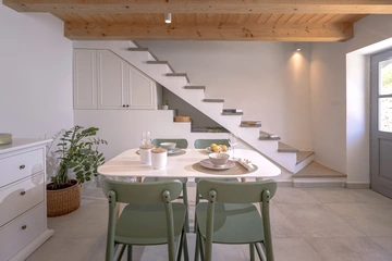 Stone Villa in Velo Grablje for Up to 8 Guests