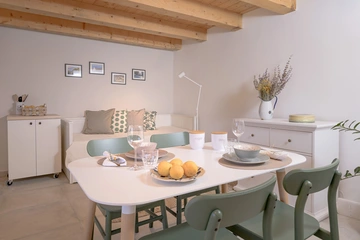 Stone Villa in Velo Grablje for Up to 8 Guests