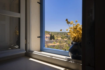 Stone Villa in Velo Grablje for Up to 8 Guests