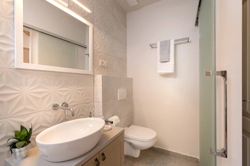 Stone Villa in Velo Grablje for Up to 8 Guests