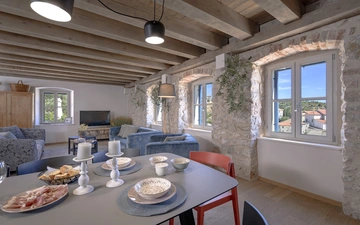 Stone Villa in Velo Grablje for Up to 8 Guests