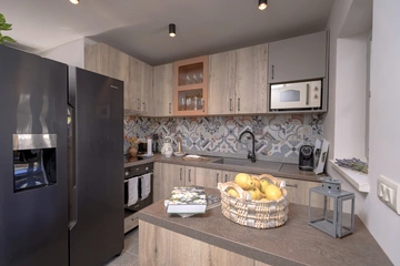 Stone Villa in Velo Grablje for Up to 8 Guests