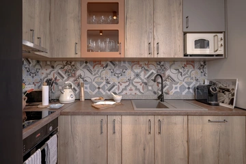 Stone Villa in Velo Grablje for Up to 8 Guests