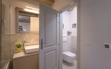 Stone Villa in Velo Grablje for Up to 8 Guests