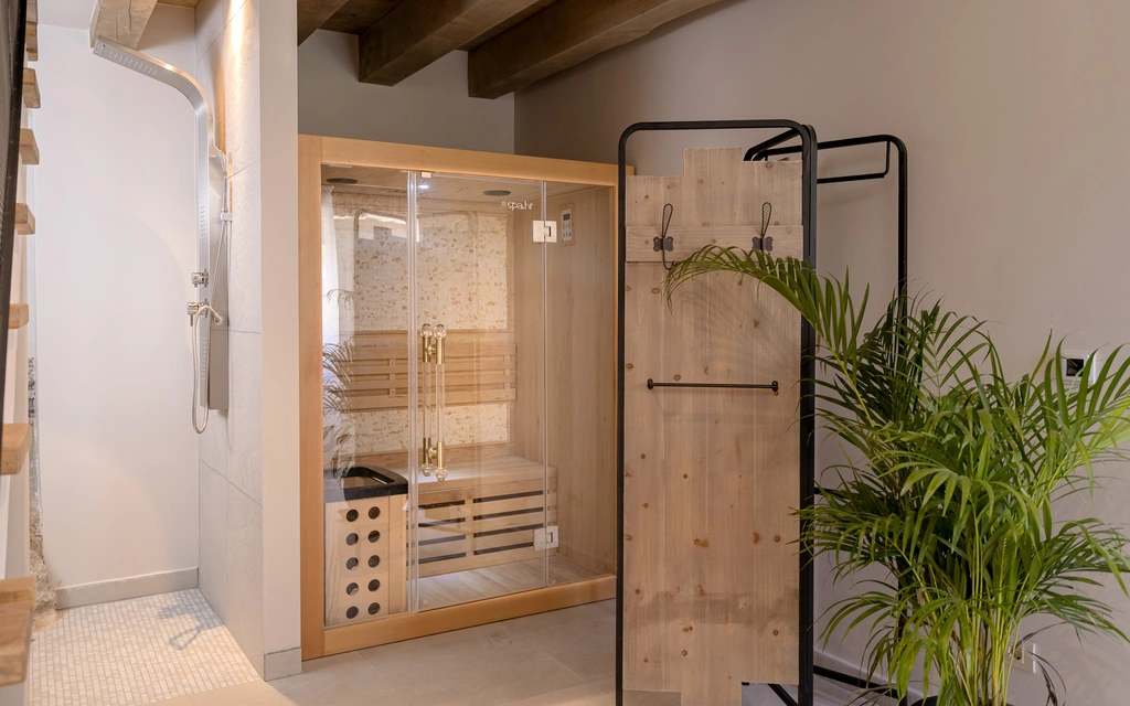 Stone Villa in Velo Grablje for Up to 8 Guests