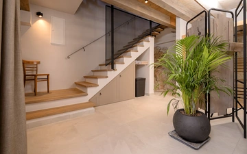 Stone Villa in Velo Grablje for Up to 8 Guests