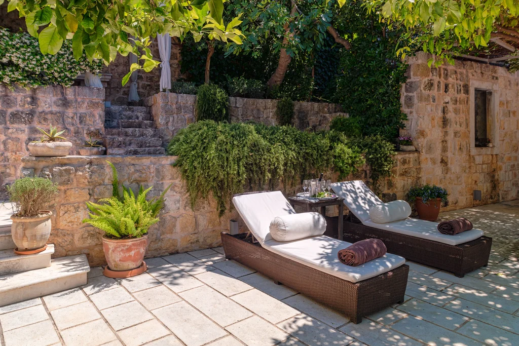 Baroque & Gothic Villa in Hvar for Up to 10