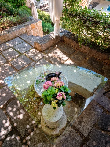 Baroque & Gothic Villa in Hvar for Up to 10