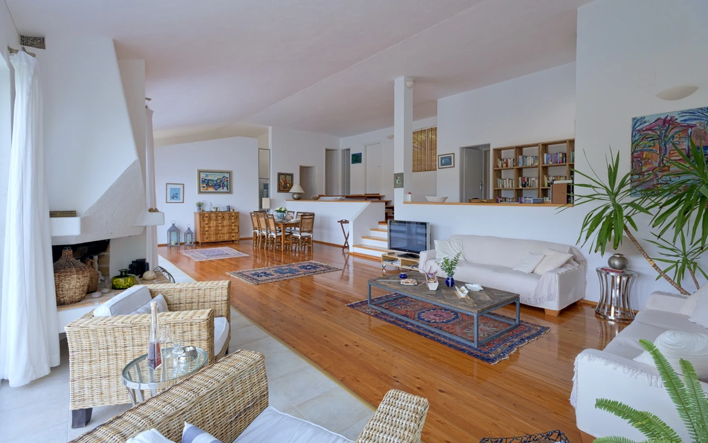 3-Bedroom Villa in Basina for 6 Guests