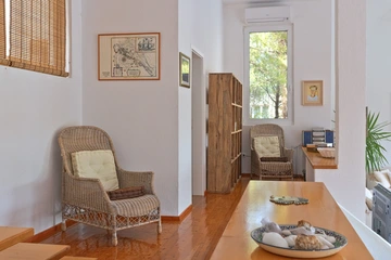 3-Bedroom Villa in Basina for 6 Guests