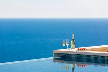 Seafront Cliffside Villa for 10 in Sv. Nedjelja