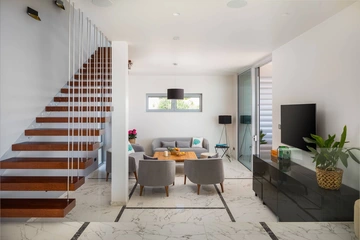 Seafront Cliffside Villa for 10 in Sv. Nedjelja