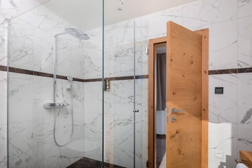 Seafront Cliffside Villa for 10 in Sv. Nedjelja