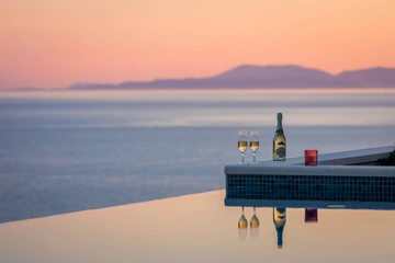 Seafront Cliffside Villa for 10 in Sv. Nedjelja