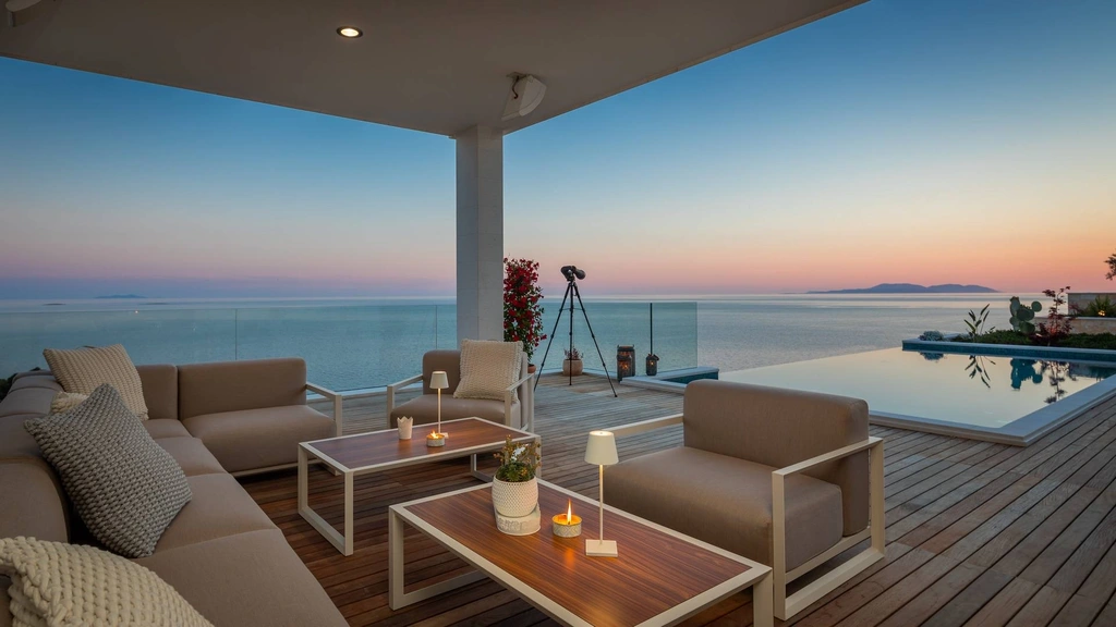 Seafront Cliffside Villa for 10 in Sv. Nedjelja